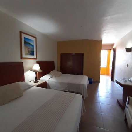 Hotel Maria Teresa Playa Azul Zewnętrze zdjęcie